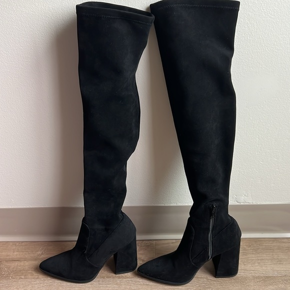 Steve Madden Women’s Faux Suede Pointed Toe Over-The-Knee Black Boots Size 7 - Picture 9 of 17